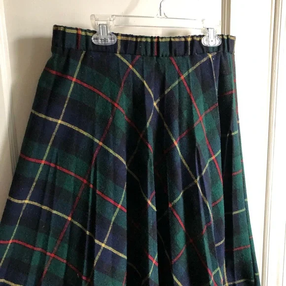 Vintage Eccobay Moody Green Holiday Plaid Wool Blend Skirt - Picture 8 of 10